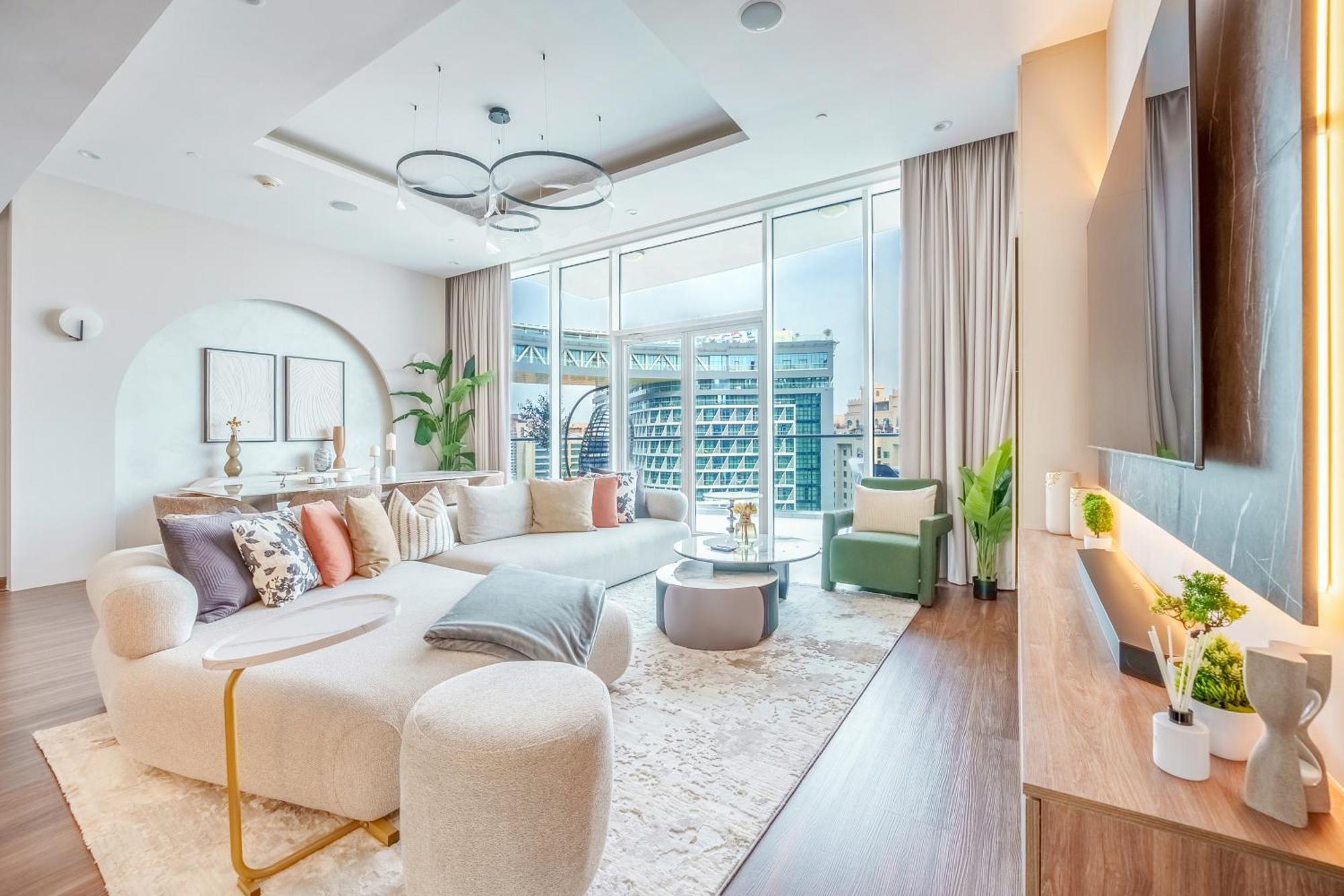 Upscale 3br - Oceana Residences - Beachfront Bliss *
