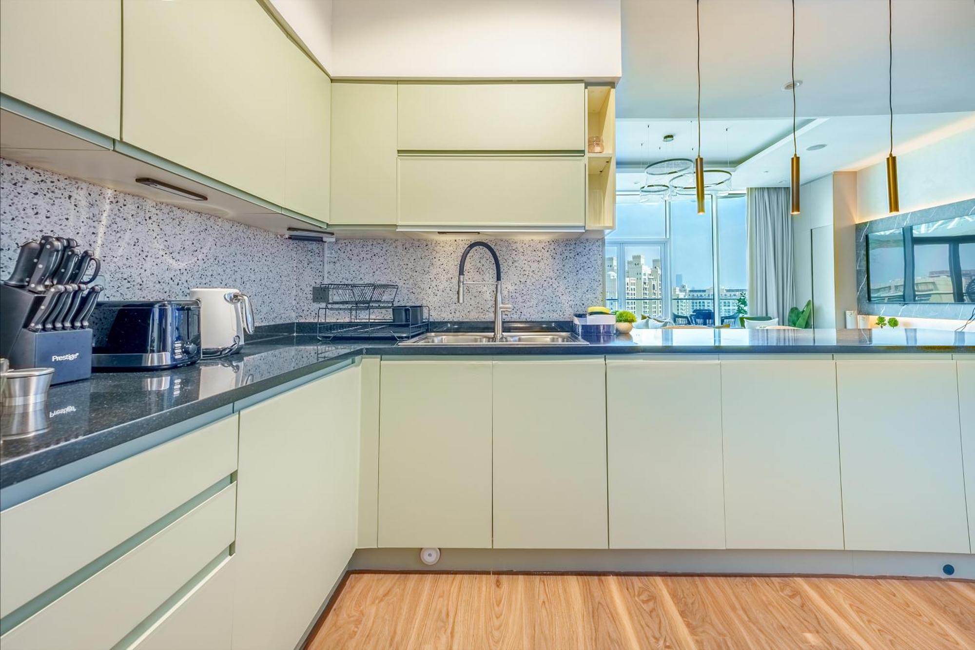 Apartment Upscale 3br - Oceana Residences - Beachfront Bliss
